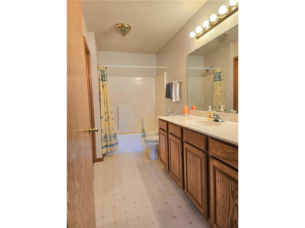19204 Freeport Court NW #1 Elk River MN 55330 7029351 image11