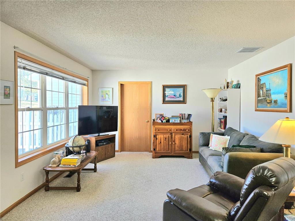 19204 Freeport Court NW #1 Elk River MN 55330 7029351 image3