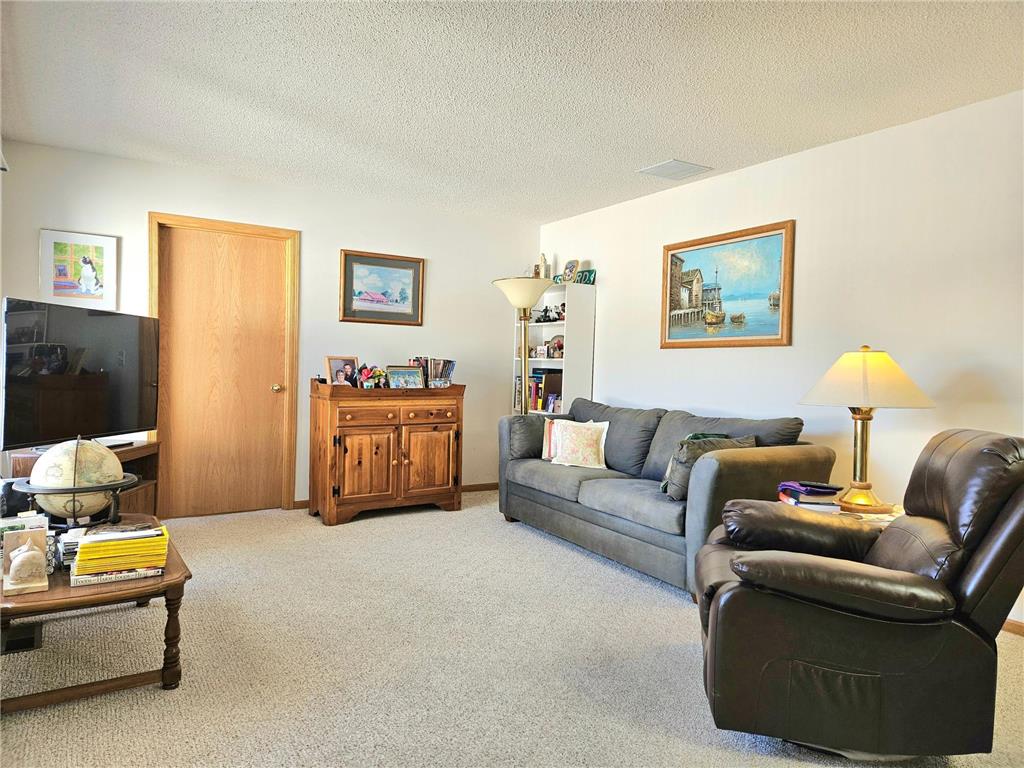 19204 Freeport Court NW #1 Elk River MN 55330 7029351 image4