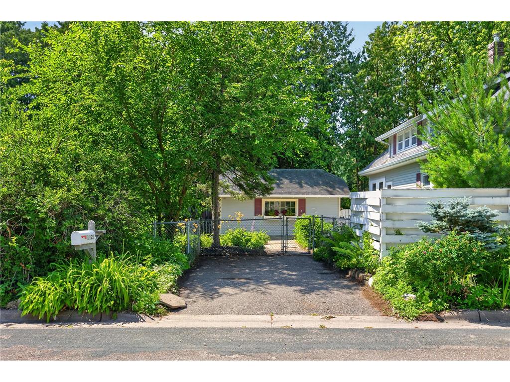 1921 Broadway Street N Stillwater MN 55082 7103202 image24