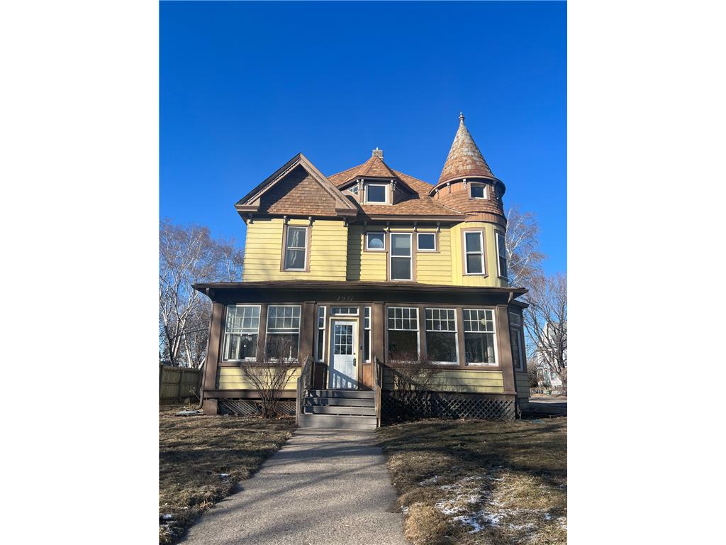 1921 Carroll Ave Saint Paul MN 55104 6512508 image1