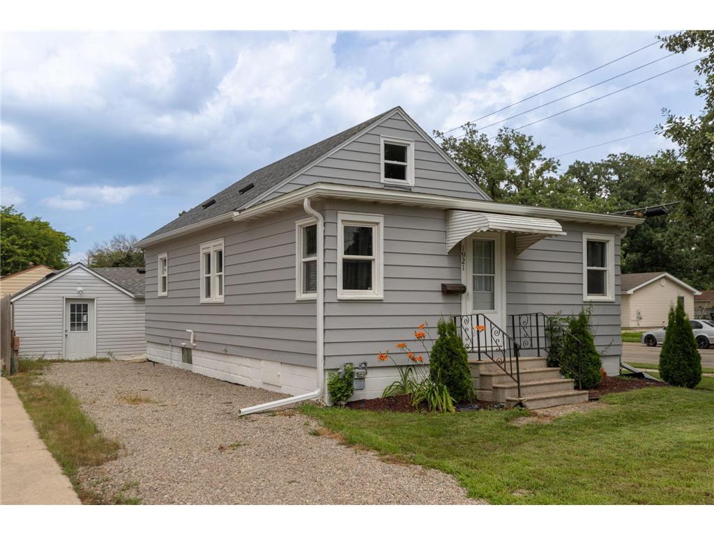 1921 E Oakland Avenue Austin MN 55912 6750498 image1