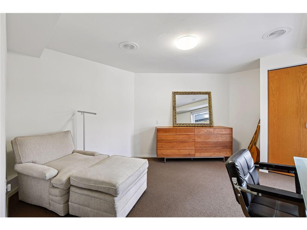 1921 Ewing Avenue S Minneapolis MN 55416 6806996 image19