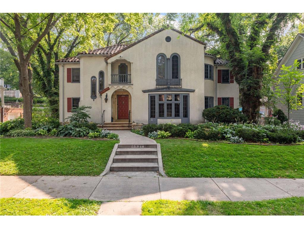 1921 Humboldt Avenue S Minneapolis MN 55403 6414238 image1