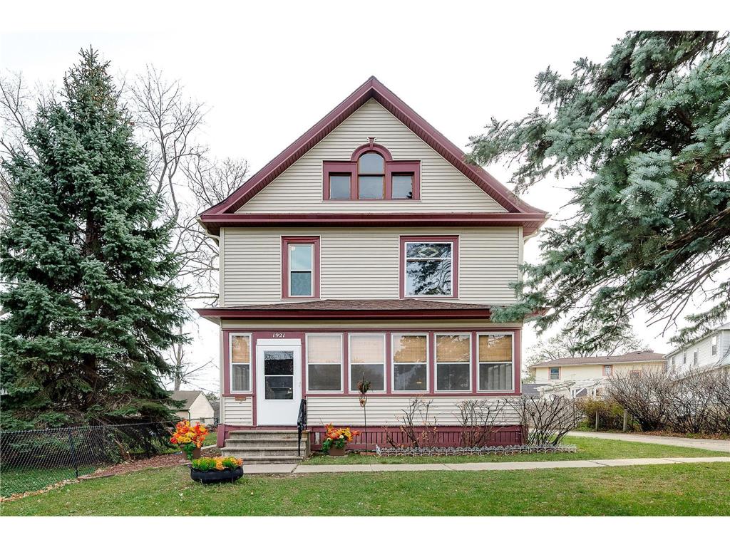 1921 Laurel Avenue Minneapolis MN 55405 6462037 image1