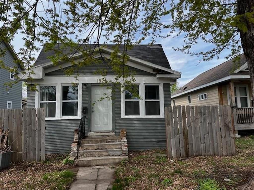 1921 Queen Avenue N Minneapolis MN 55411 7065470 image1
