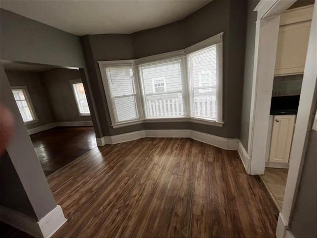 1921 Queen Avenue N Minneapolis MN 55411 7065470 image11