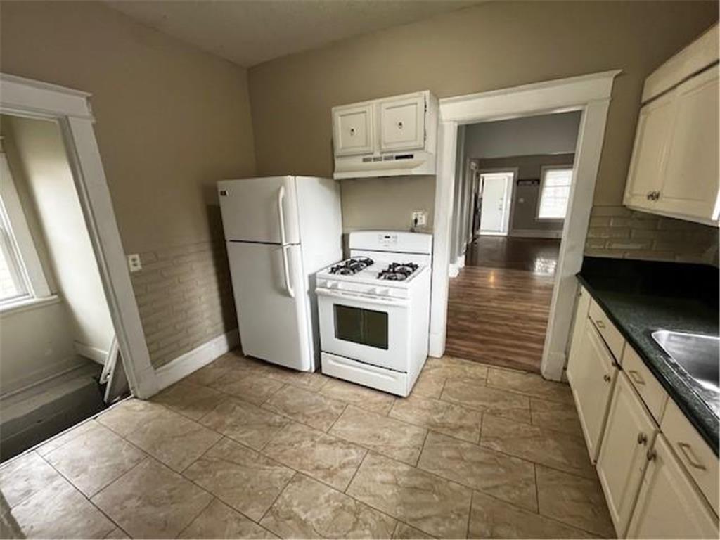 1921 Queen Avenue N Minneapolis MN 55411 7065470 image13