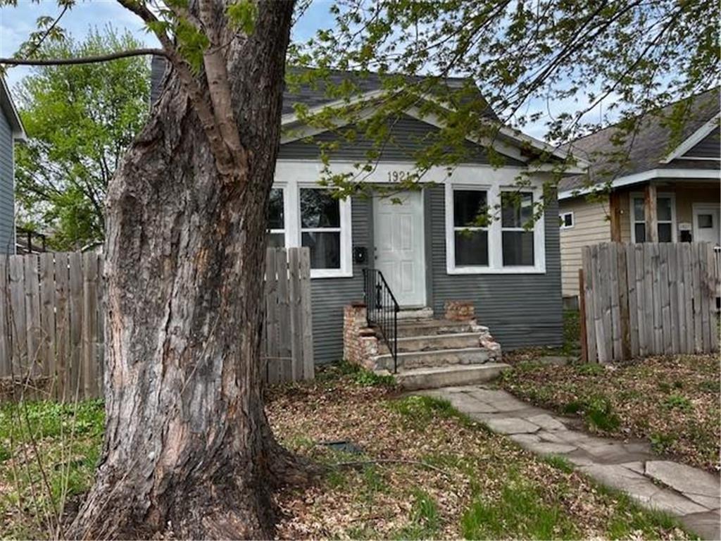 1921 Queen Avenue N Minneapolis MN 55411 7065470 image2