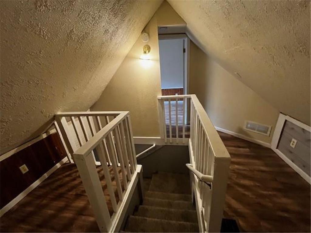 1921 Queen Avenue N Minneapolis MN 55411 7065470 image25