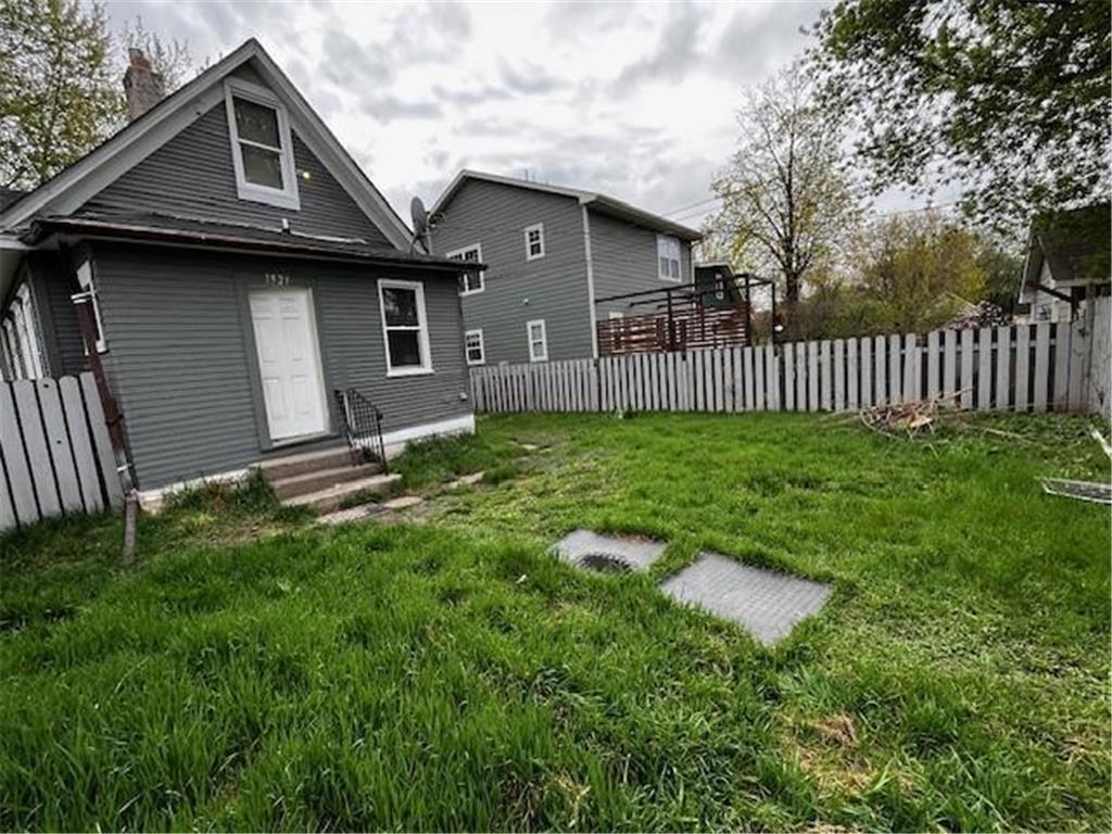 1921 Queen Avenue N Minneapolis MN 55411 7065470 image28