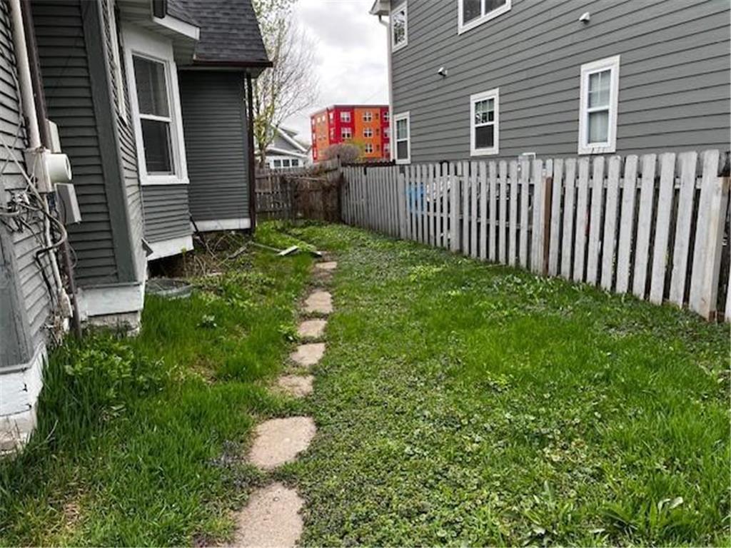 1921 Queen Avenue N Minneapolis MN 55411 7065470 image29