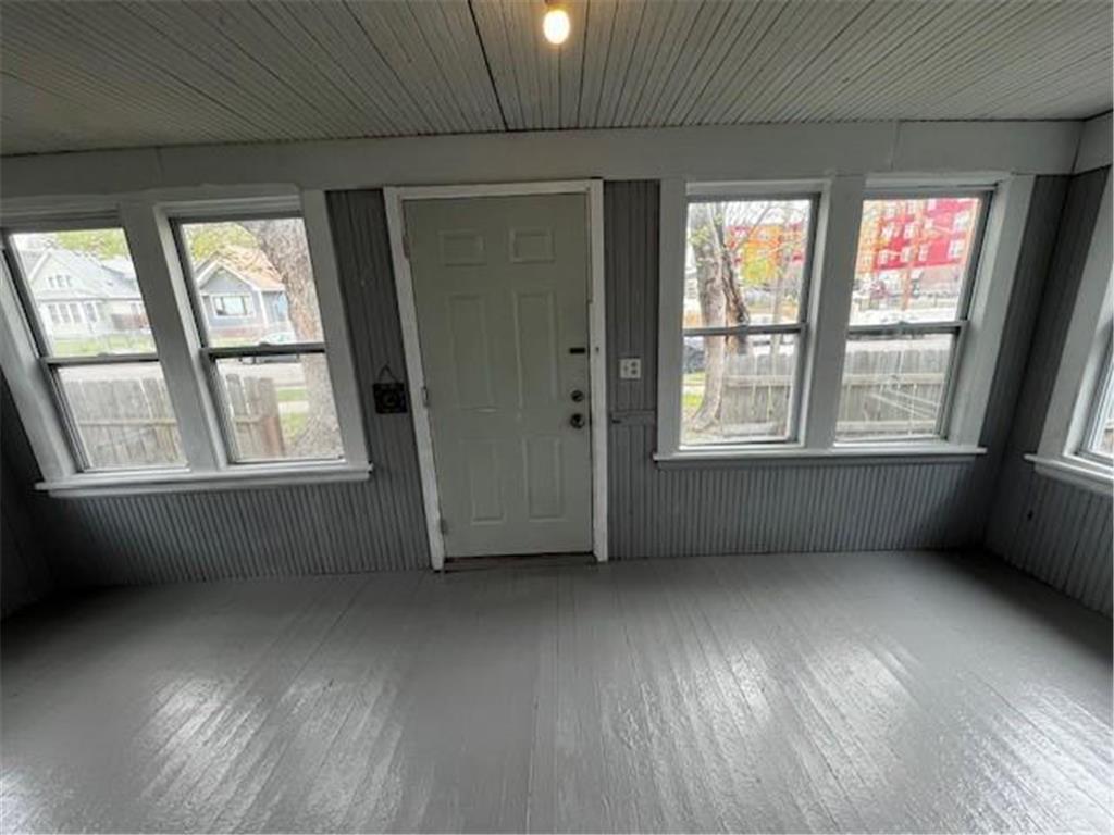 1921 Queen Avenue N Minneapolis MN 55411 7065470 image4