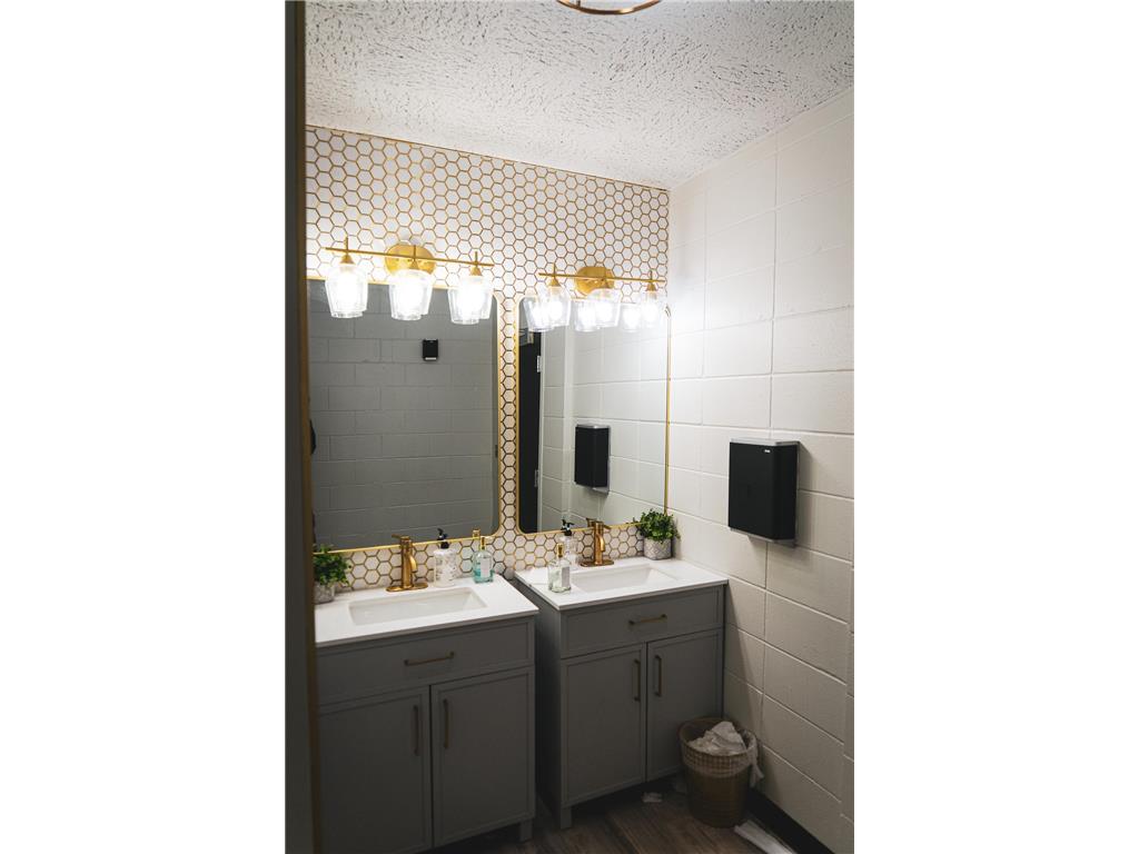 1922 25th Avenue N Minneapolis MN 55411 6678015 image12