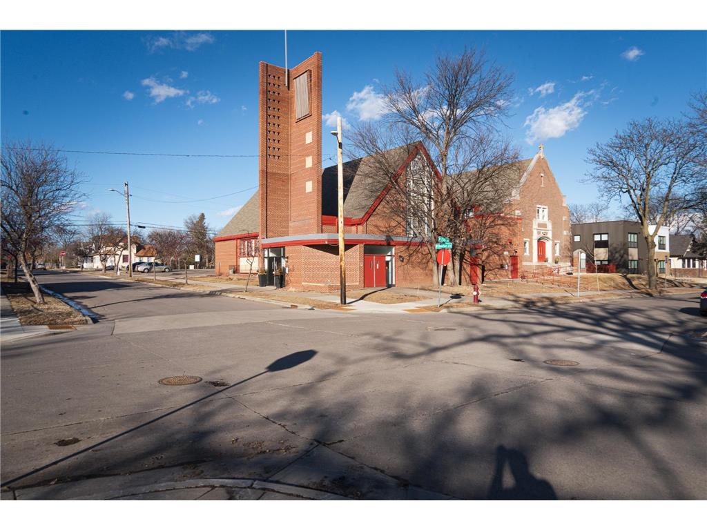 1922 25th Avenue N Minneapolis MN 55411 6678015 image17