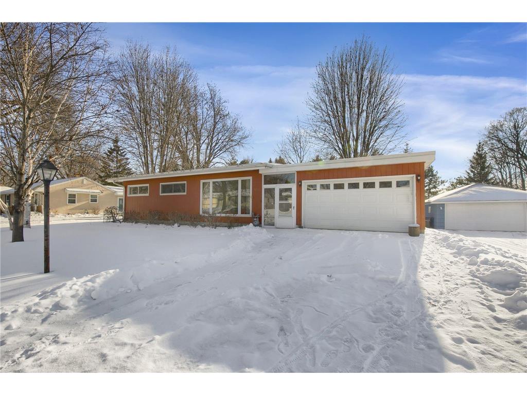 1922 Price Avenue, Maplewood, MN, 55109 MLS 6315033 Edina Realty