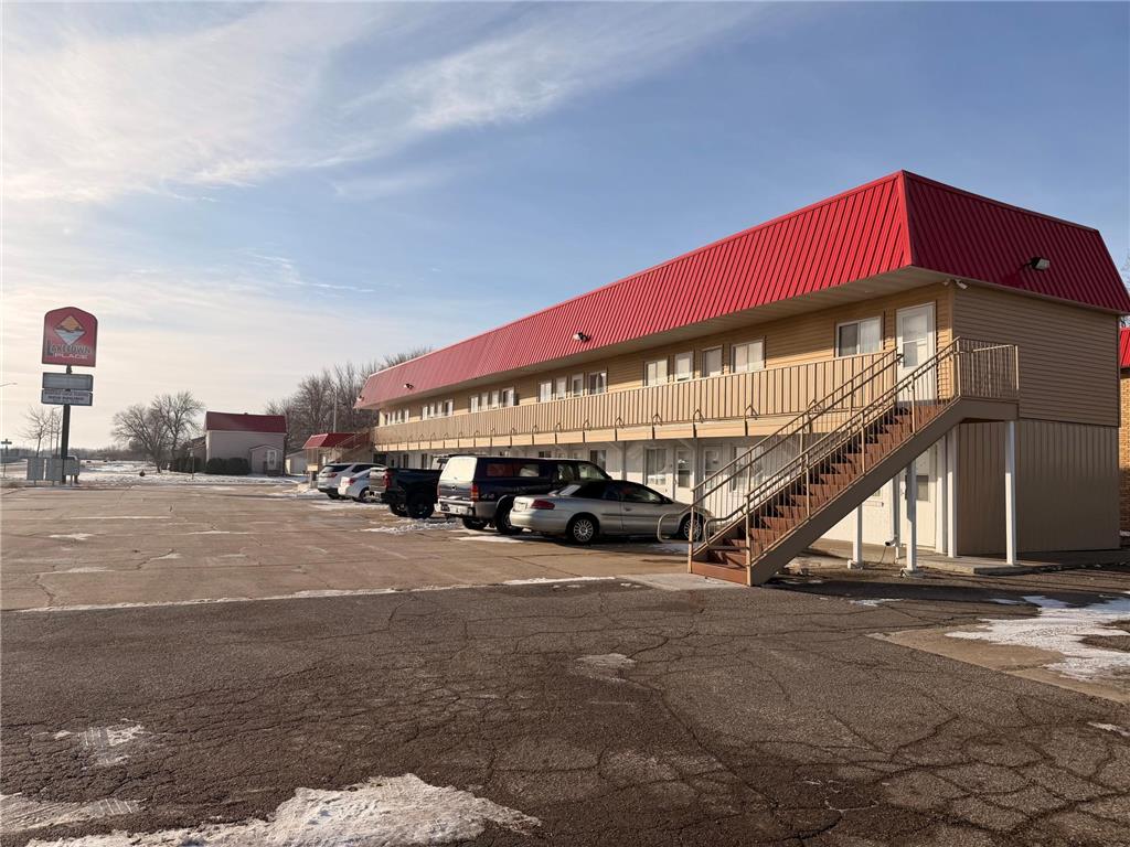 1923 Dover Street Worthington MN 56187 7003233 image1