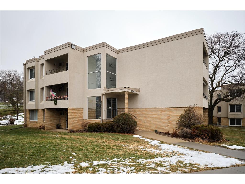 1923 Viking Drive NW 12, Rochester, MN 55901 MLS 6317277 Edina Realty