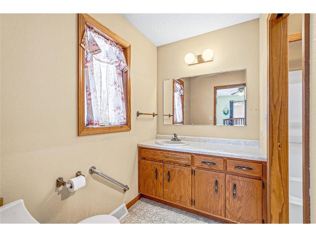 1924 Pleasant Avenue Saint Cloud MN 56303 7002021 image24