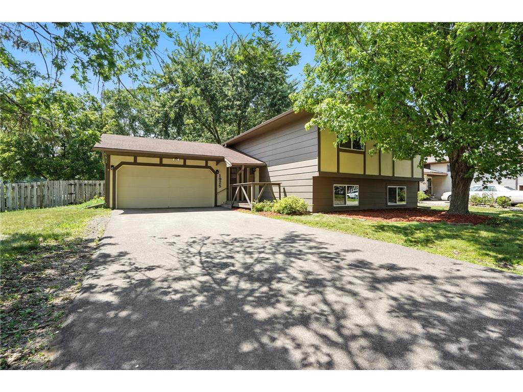 1925 Betty Jane Court North Saint Paul MN 55109 6754859 image1