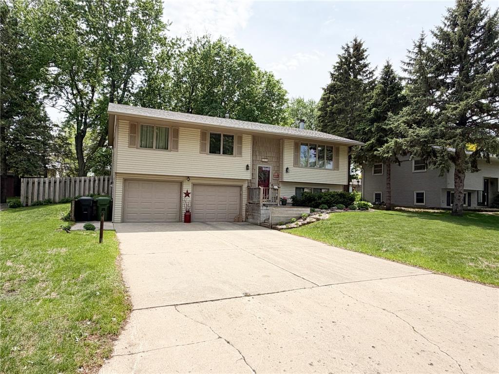 1925 Driftwood Avenue Worthington MN 56187 7077862 image2
