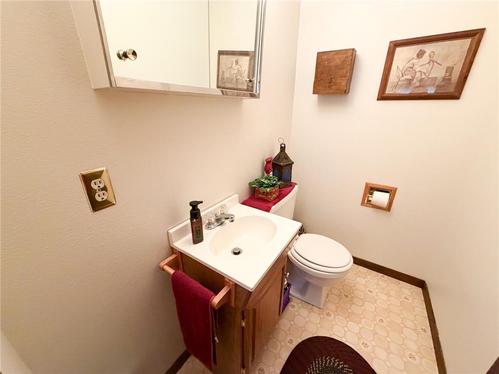 1925 Driftwood Avenue Worthington MN 56187 7077862 image34