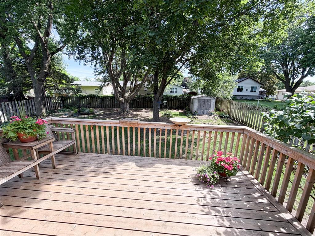 1925 Driftwood Avenue Worthington MN 56187 7077862 image40