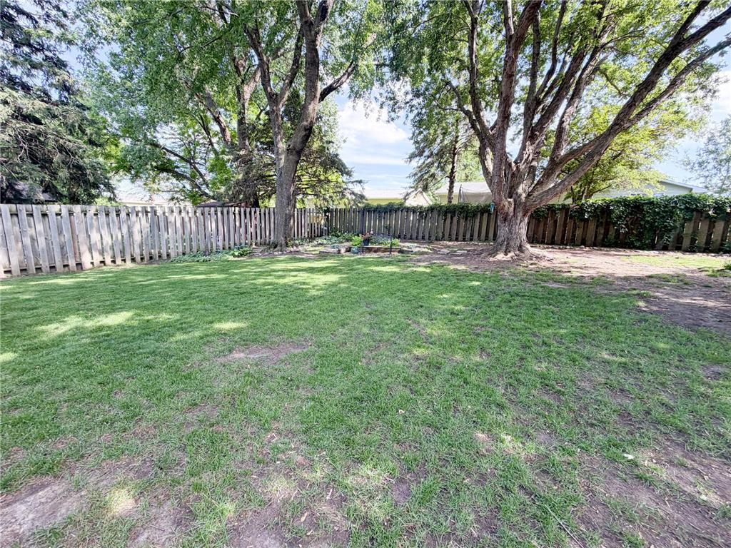 1925 Driftwood Avenue Worthington MN 56187 7077862 image45