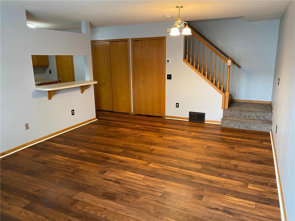 1925 Southcross Drive W #1302 Burnsville MN 55306 6565457 image1