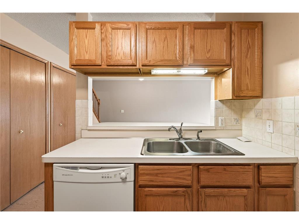 1925 Southcross Drive W #1306 Burnsville MN 55306 7046543 image15