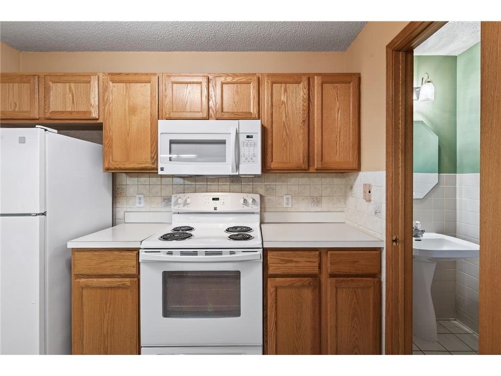1925 Southcross Drive W #1306 Burnsville MN 55306 7046543 image17