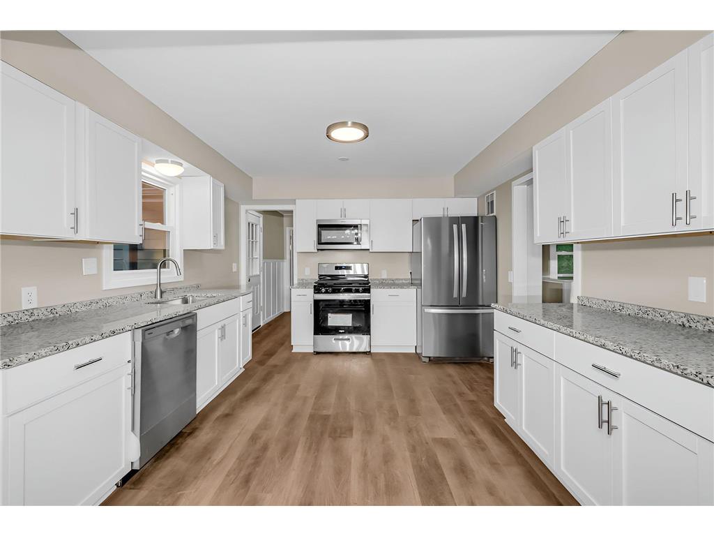 1925 Walsh Lane Mendota Heights MN 55118 6797343 image17