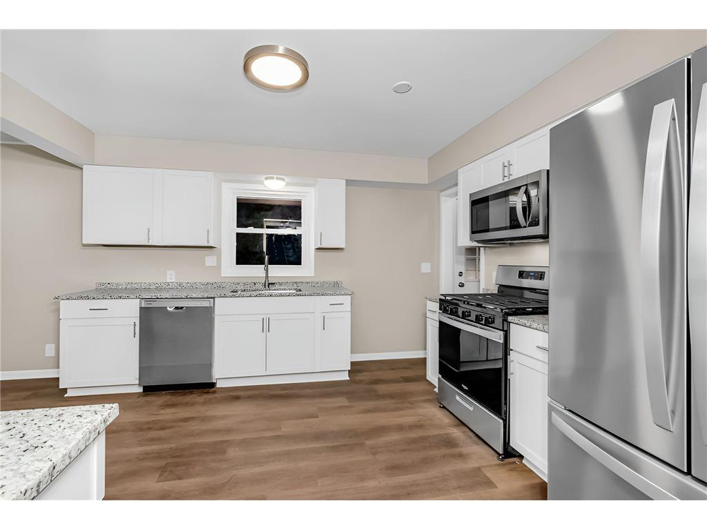 1925 Walsh Lane Mendota Heights MN 55118 6797343 image18