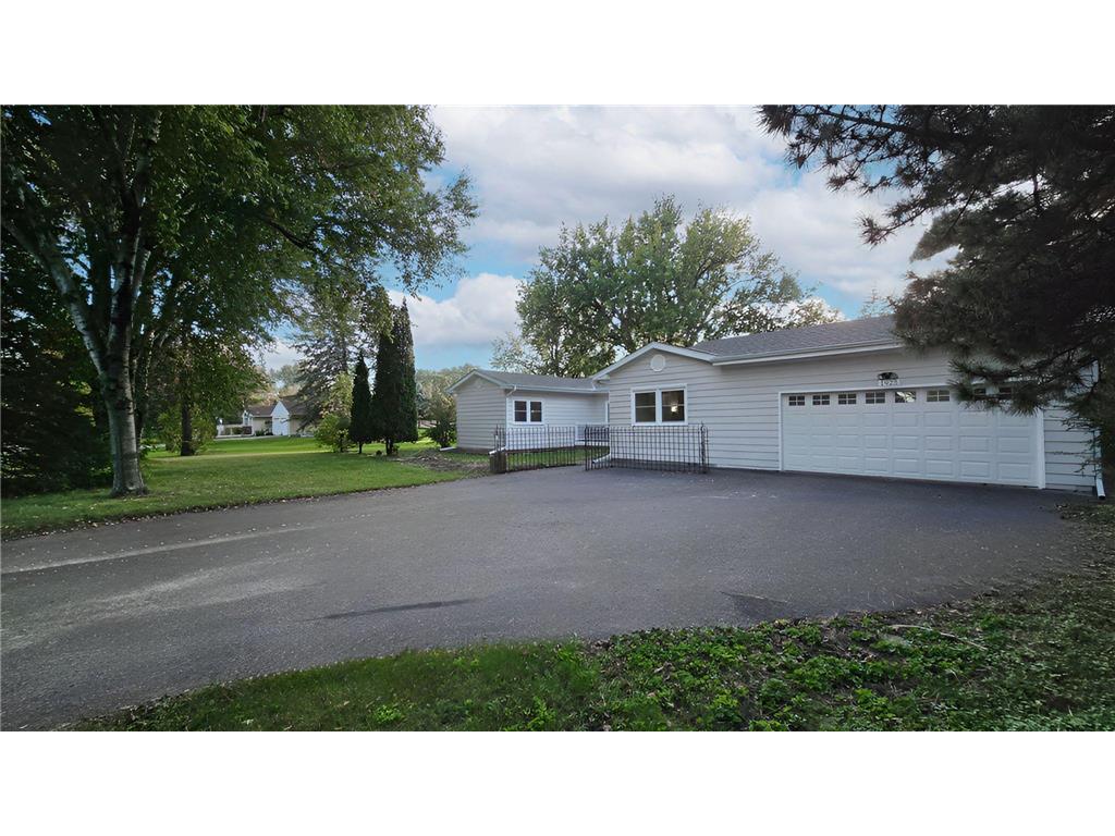 1925 Walsh Lane Mendota Heights MN 55118 6797343 image2