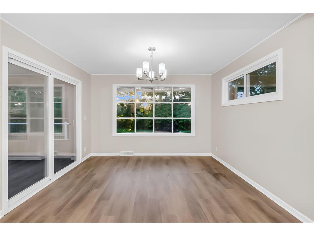 1925 Walsh Lane Mendota Heights MN 55118 6797343 image21