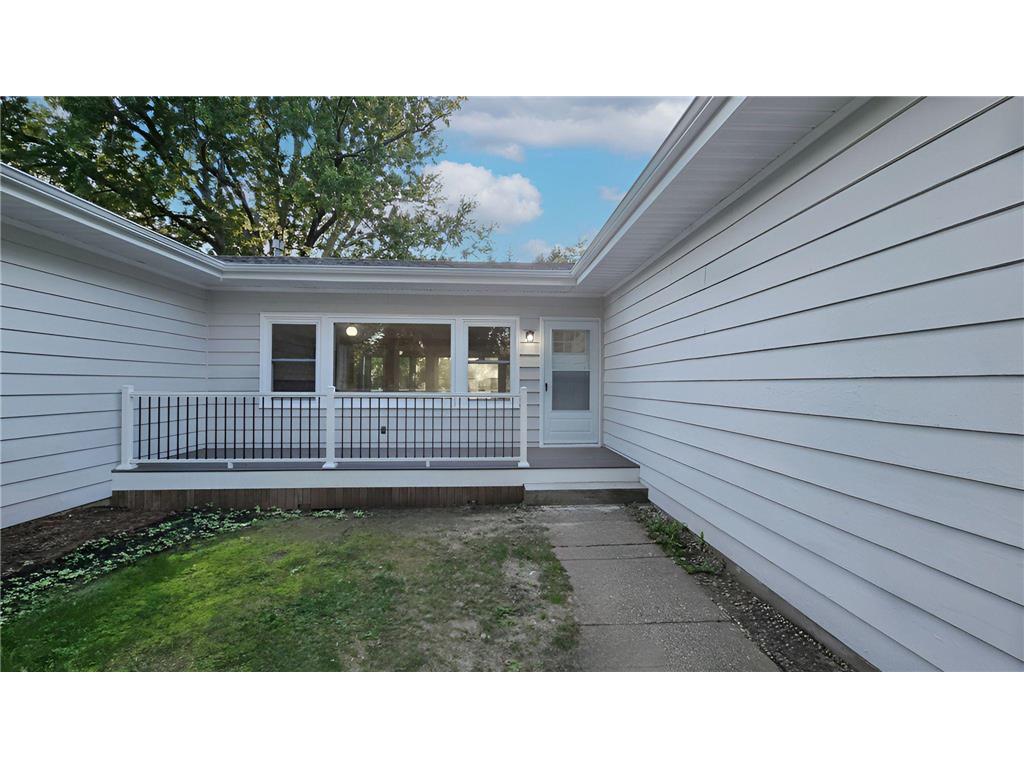 1925 Walsh Lane Mendota Heights MN 55118 6797343 image4