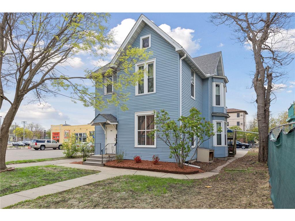 1926 15th Avenue S Minneapolis MN 55404 7060996 image1