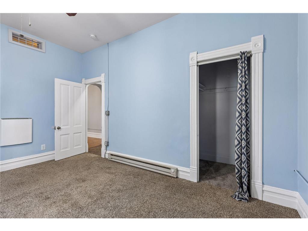 1926 15th Avenue S Minneapolis MN 55404 7060996 image11