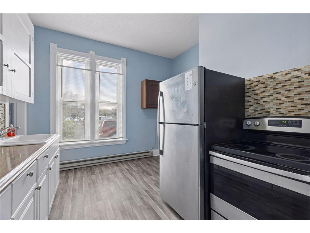 1926 15th Avenue S Minneapolis MN 55404 7060996 image13