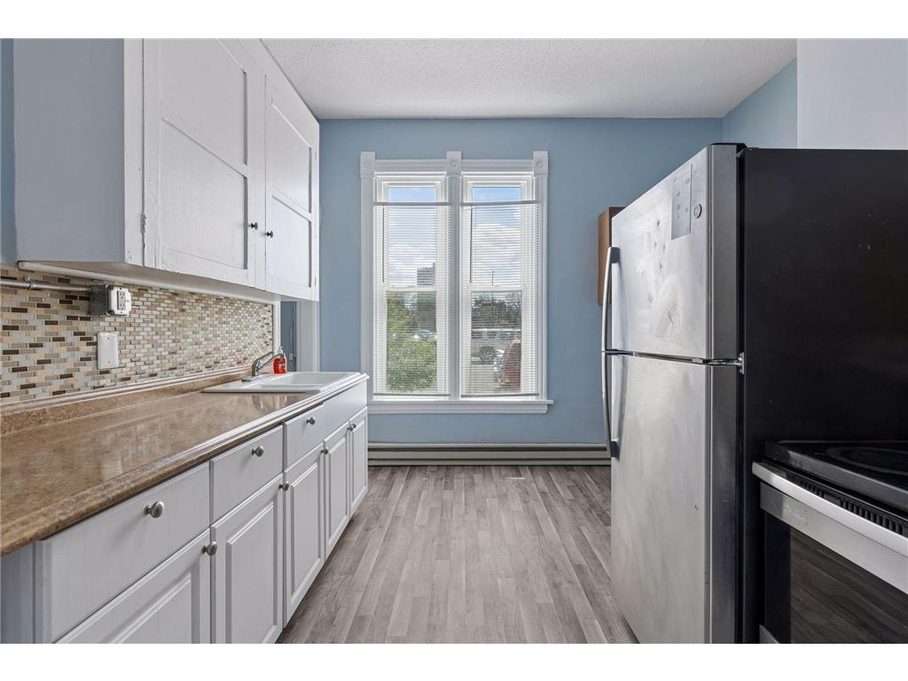 1926 15th Avenue S Minneapolis MN 55404 7060996 image14