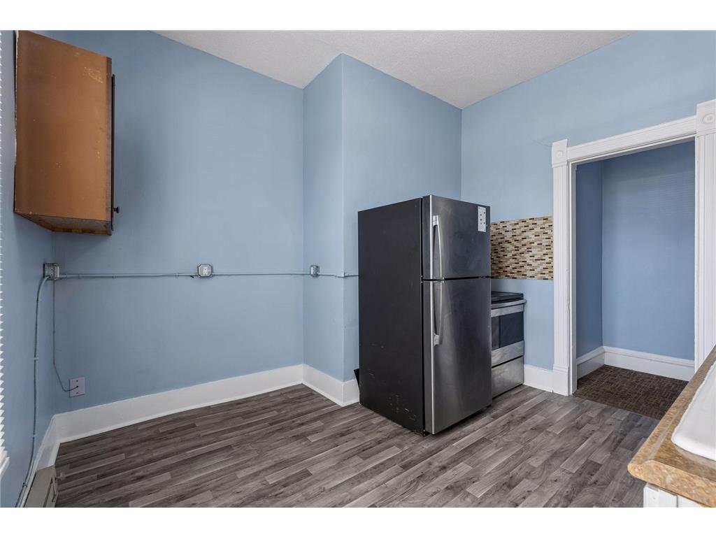 1926 15th Avenue S Minneapolis MN 55404 7060996 image17