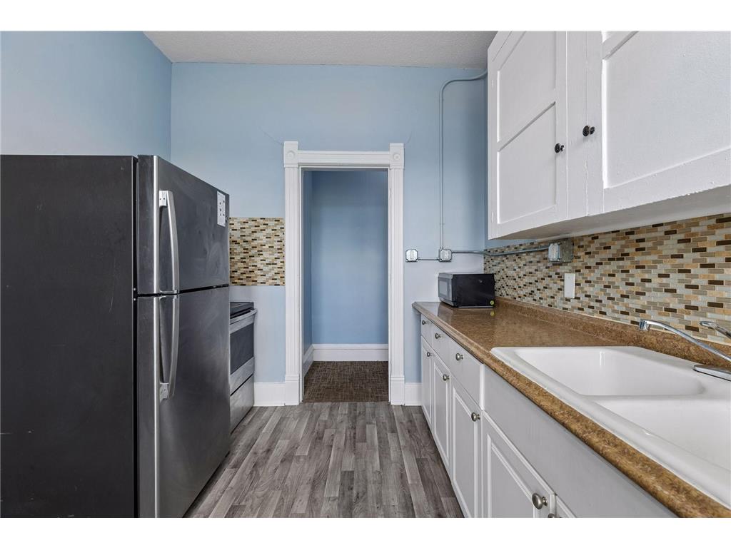 1926 15th Avenue S Minneapolis MN 55404 7060996 image18