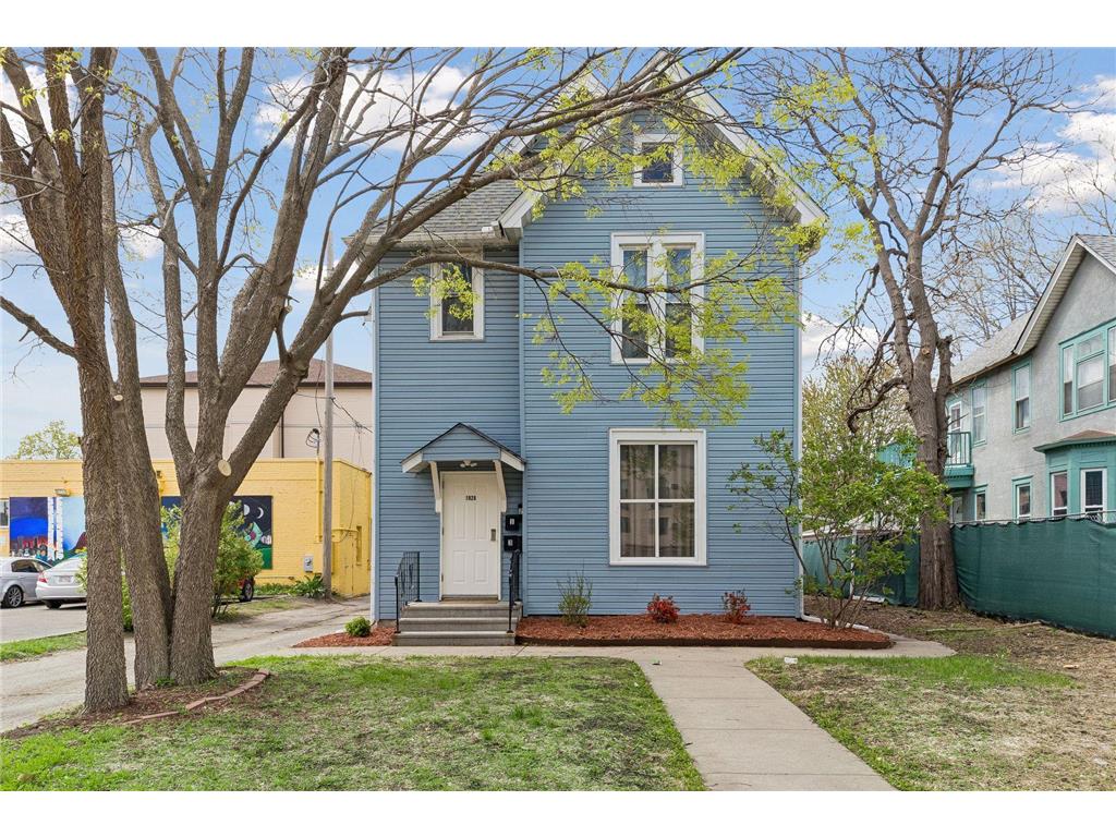 1926 15th Avenue S Minneapolis MN 55404 7060996 image2