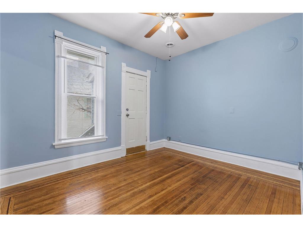 1926 15th Avenue S Minneapolis MN 55404 7060996 image27