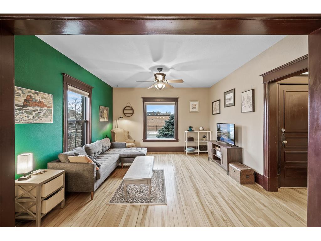 1926 Aldrich Avenue S #A101 Minneapolis MN 55403 6652632 image1