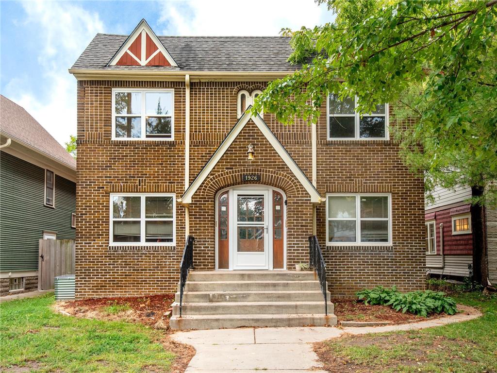 1926 Grand Avenue Saint Paul MN 55105 7008409 image1