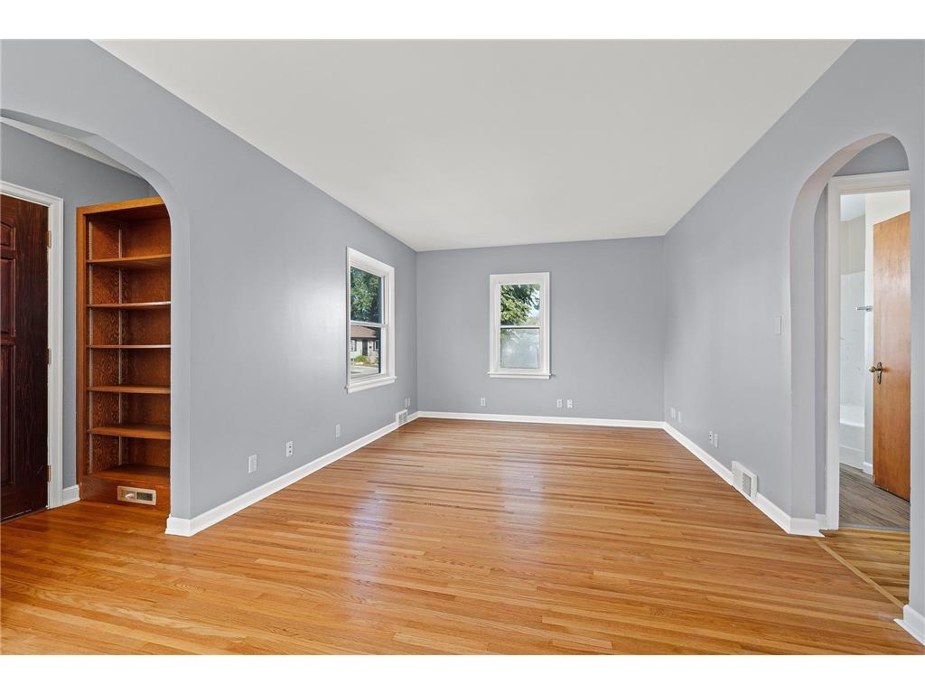 1926 Nortonia Avenue Saint Paul MN 55119 6438667 image1