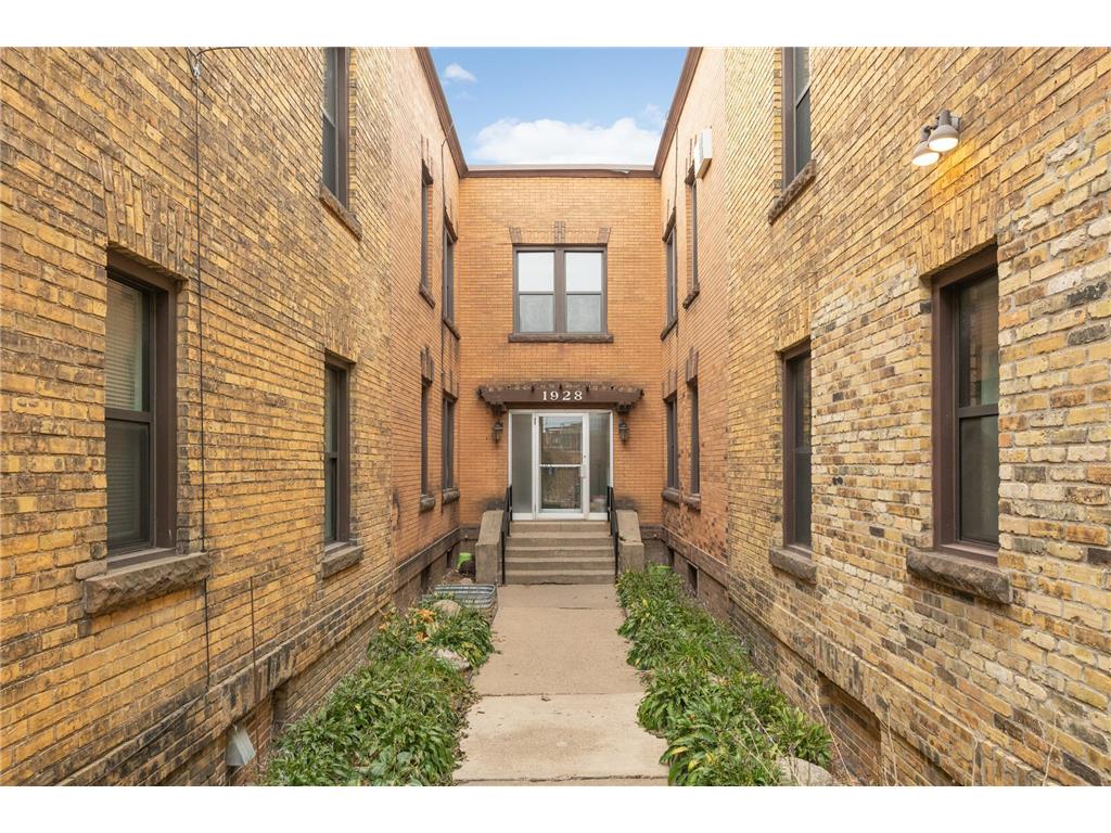 1928 Aldrich Avenue S #B205 Minneapolis MN 55403 6311328 image1
