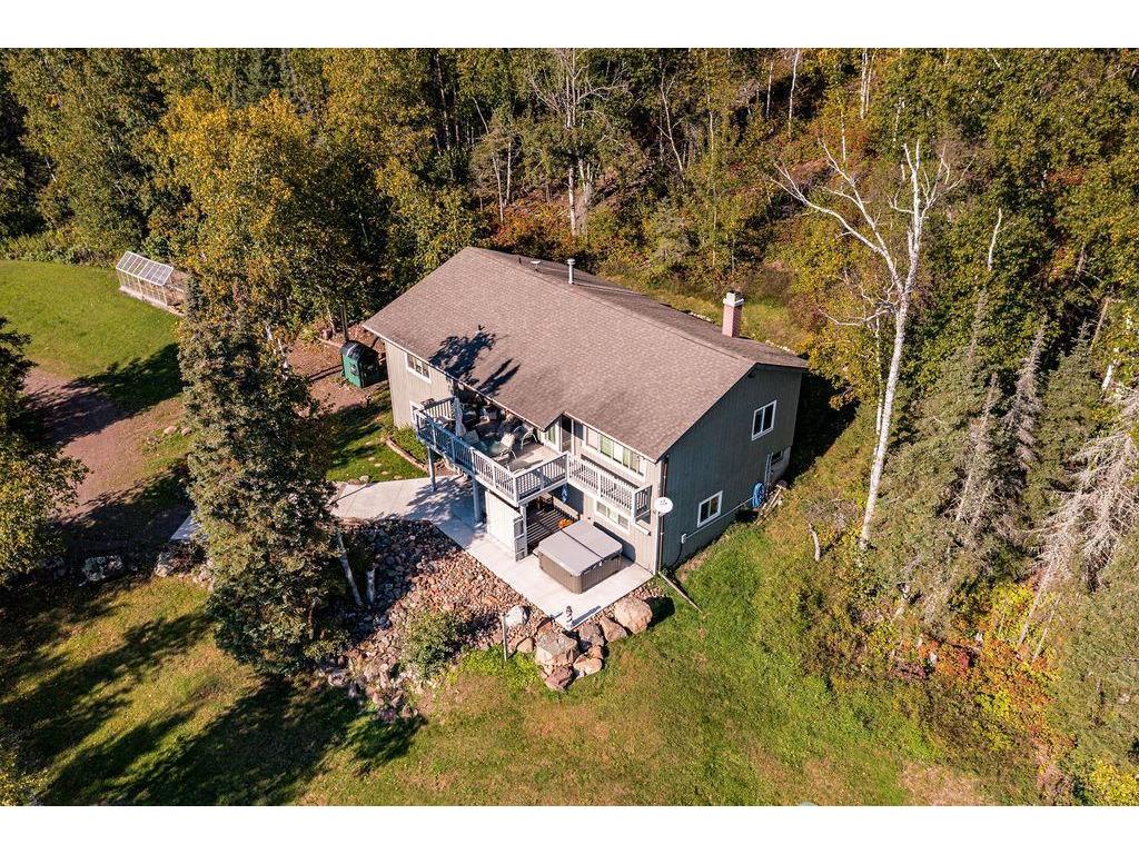 1928 Loop Road Two Harbors MN 55616 6797179 image1