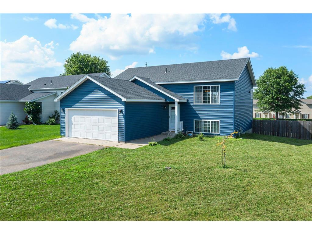 1928 Rochelle Curve Shakopee MN 55379 6747429 image1